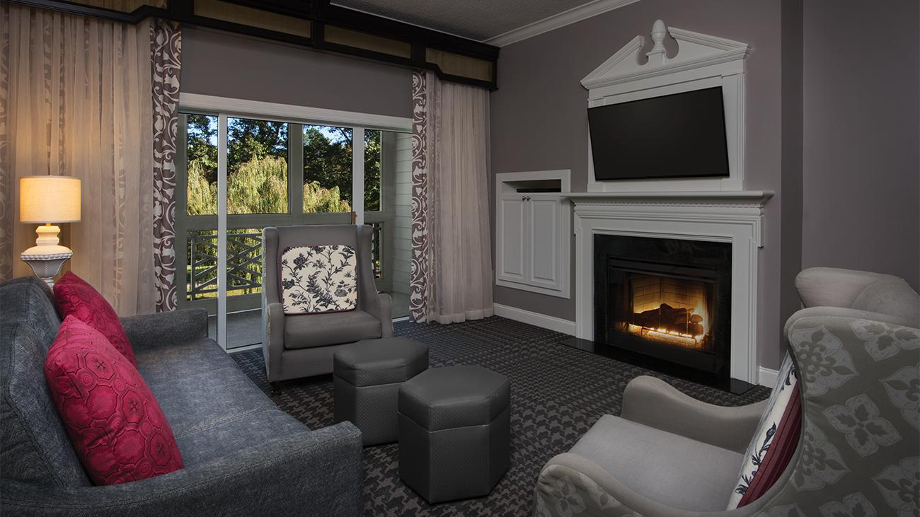 Living Room (2-Bedroom Villa)